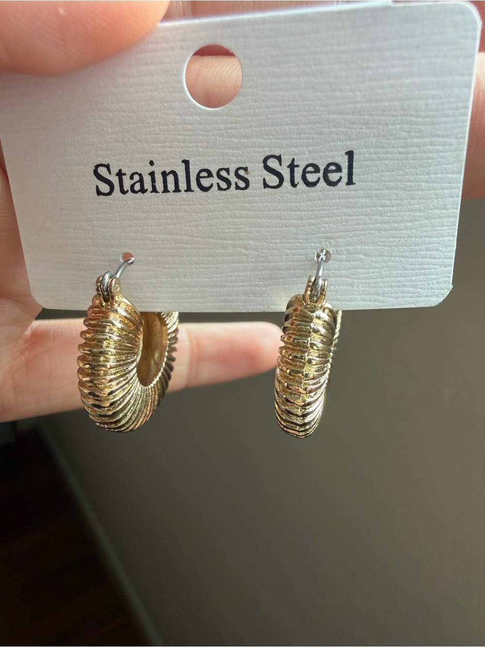 ASOS Gold Ribbed Hoop Earrings - Picture 1 of 3